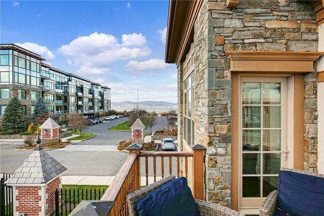 Building Photo - 27 Rivers Edge Dr
