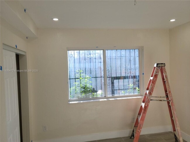 Primary Photo - 150 NE 82nd Terrace