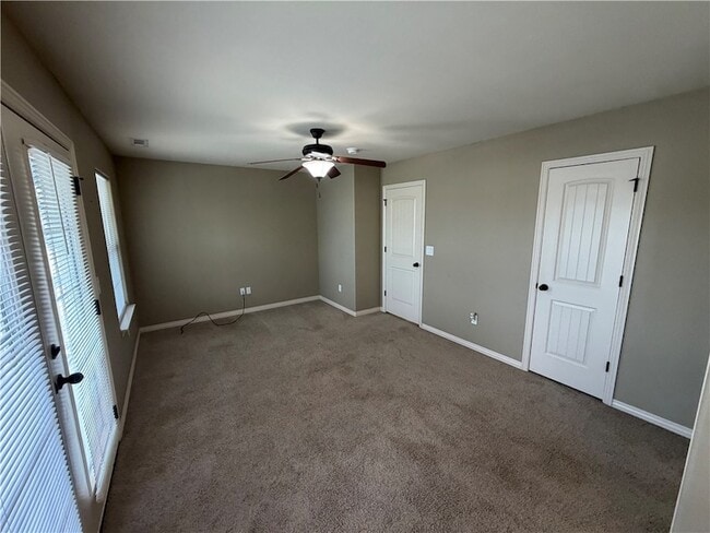 Building Photo - 537 N Keats Dr