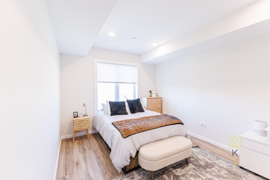 Building Photo - 458 Washington St