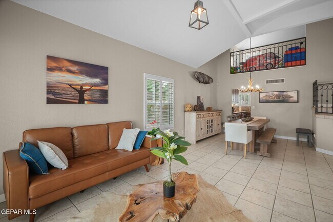 Building Photo - 6052 Bandolero Dr