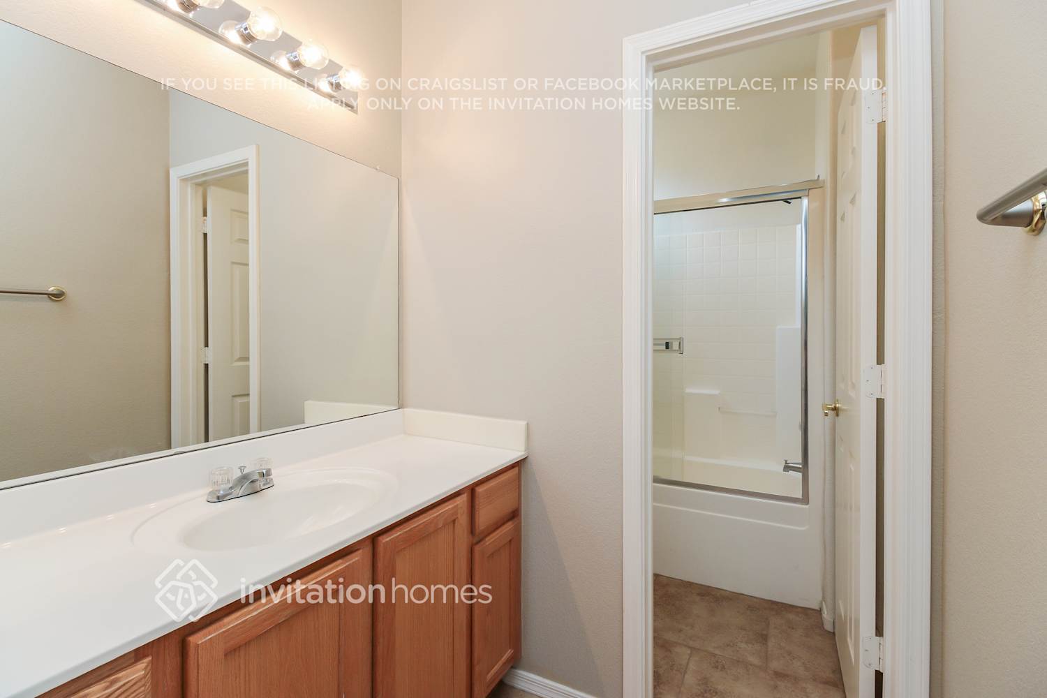 Building Photo - 7031 E Keats Ave