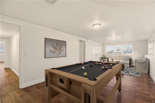 Building Photo - 37 Thayer St