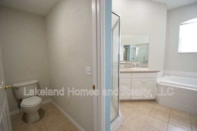 Building Photo - 534 Grasslands Village Cir