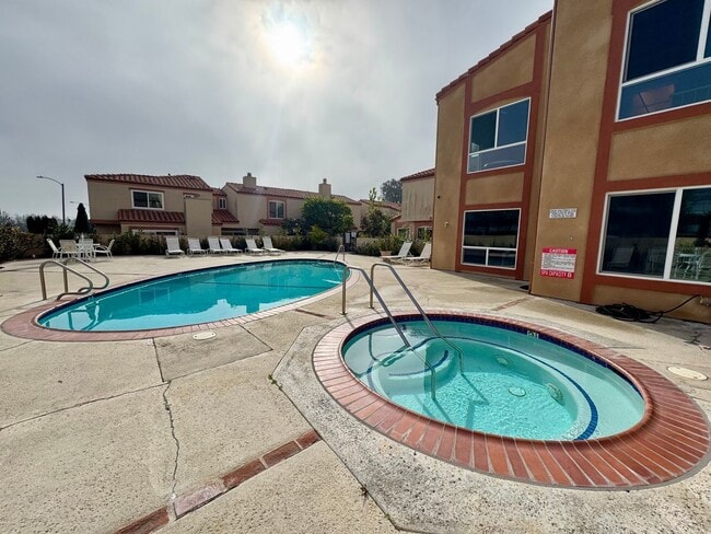 Building Photo - 3462 Del Amo Blvd