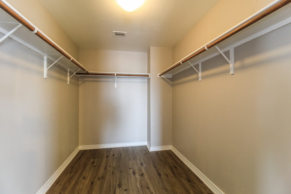 Building Photo - 310 Quail Run Rd