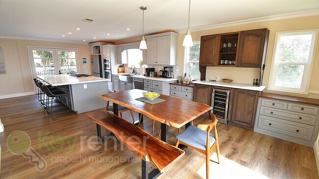 Building Photo - Point Loma |Endless Panoramic View of the Bay| Cul-de-sac