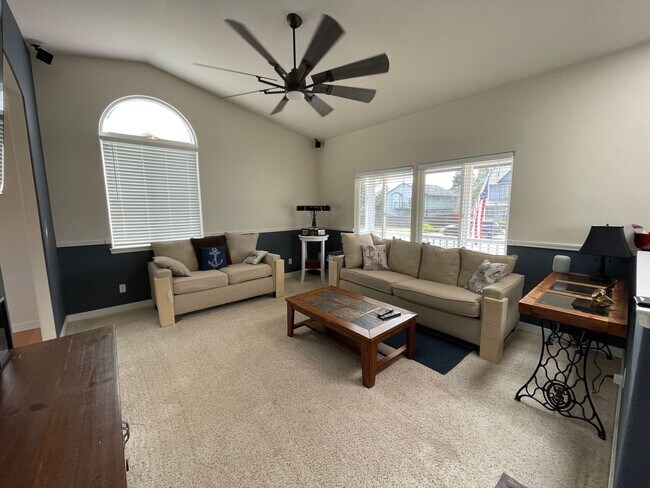 Building Photo - Modern Oak Harbor Living with a Fenced Backyard and Easy Commute