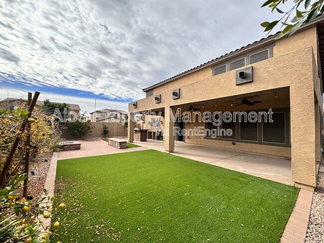 Building Photo - 14141 N 136th Ln