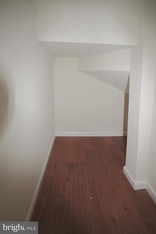 Building Photo - 316 Cherry Ct