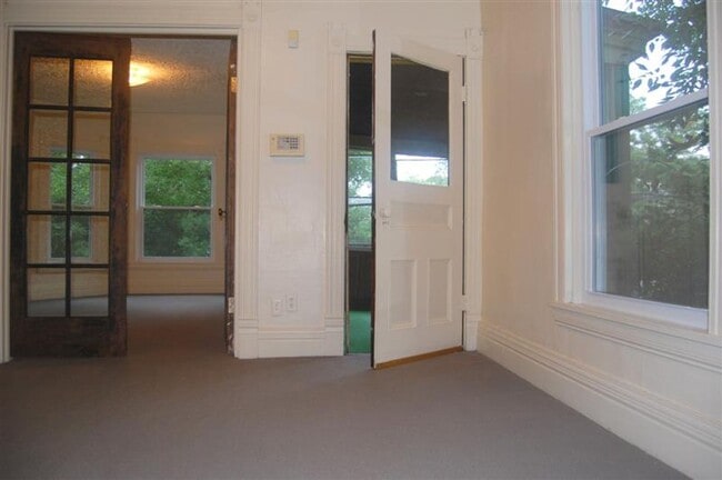 Building Photo - Energy Efficient 2 Bedroom One Block From ...