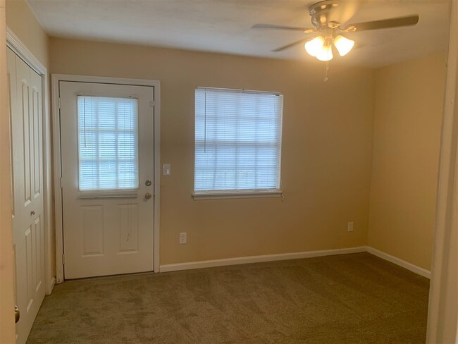 Building Photo - 1808 Jackson Bluff Rd