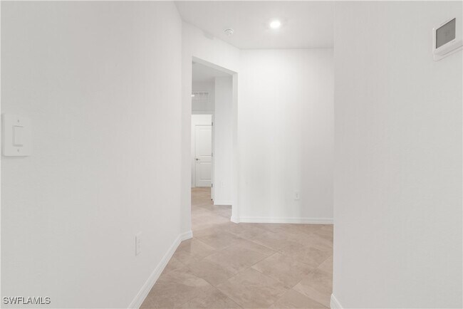 Building Photo - 14712 White Pearl Rd