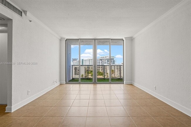 Building Photo - 401 69th St