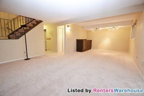 Building Photo - 13987 79th Ave N