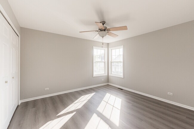 Building Photo - 1460 Winfield Way