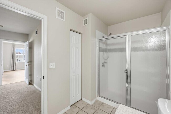 Building Photo - 1025 Villagio Cir