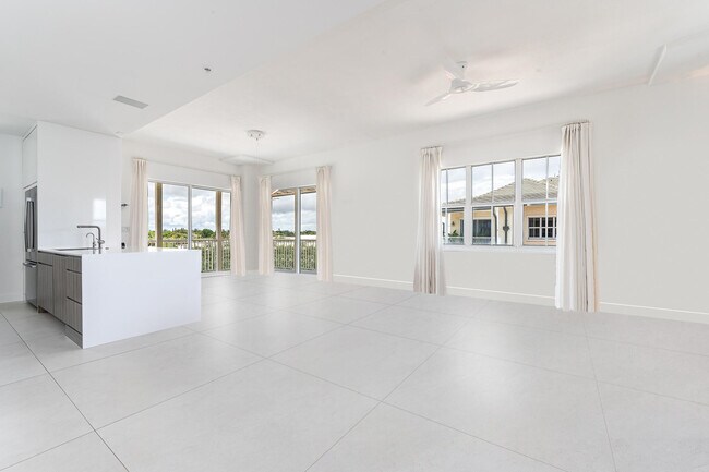 Building Photo - 3940 N Flagler Dr