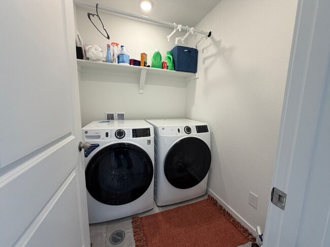 Building Photo - Fully Furnished 2024 Model Home Backing to Open Space