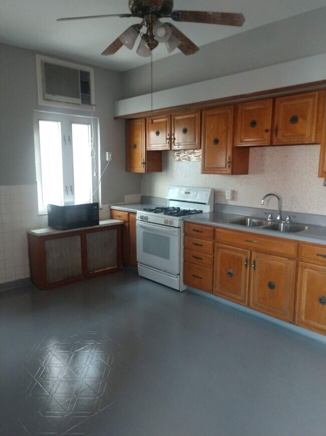 Building Photo - Beautiful Home for Rent