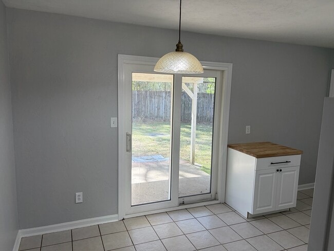 Building Photo - 2913 Riddle Ct