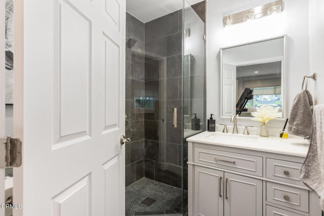 Building Photo - 4816 Indianola Way