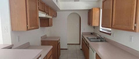 Building Photo - 8644 Pilgrimage Cir
