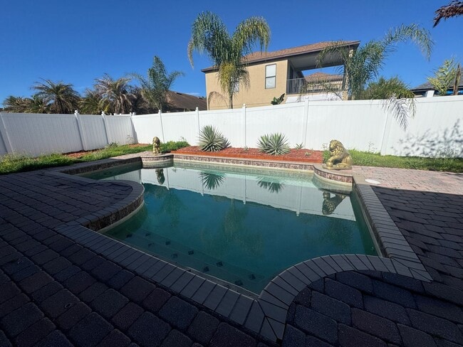 Building Photo - Beautiful Pool Home In the Lake Nona Area