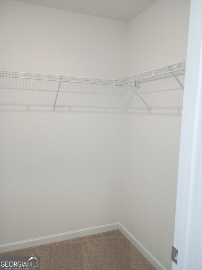 Building Photo - 236 Kenoot Dr