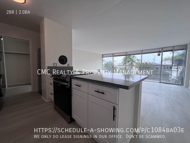 Building Photo - 5400 E The Toledo