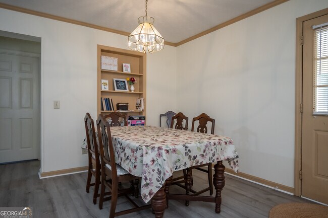 Building Photo - 100 VFW Dr