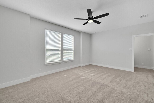 Building Photo - Beautiful 4 Bedroom New Construction Luxur...