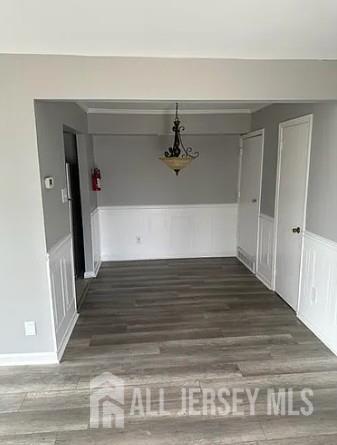 Building Photo - 7 Logan Ct