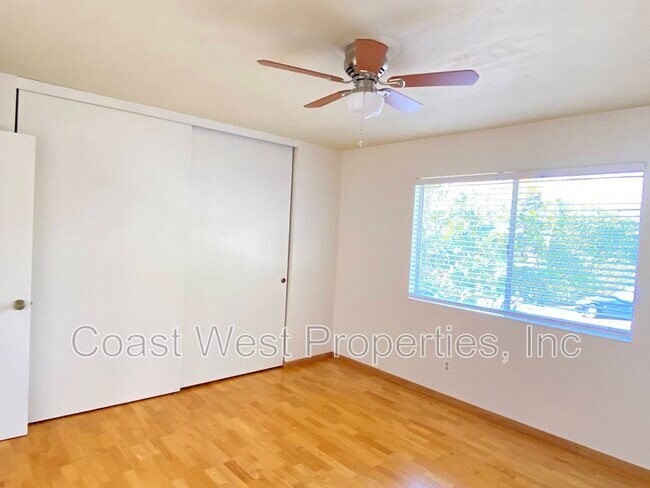 Building Photo - 1280 Goshen St