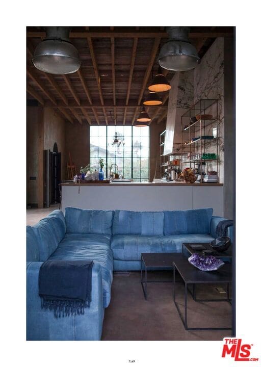 Building Photo - 1214 Palms Blvd