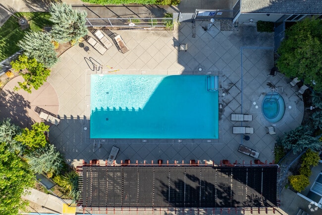 Alternative Building View - Wildhorse Condominiums