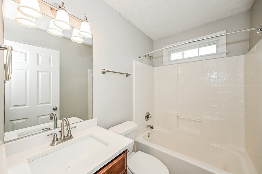 Building Photo - 4116 Highlander Ct