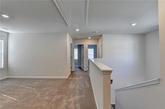 Building Photo - 212 Station Overlook Dr