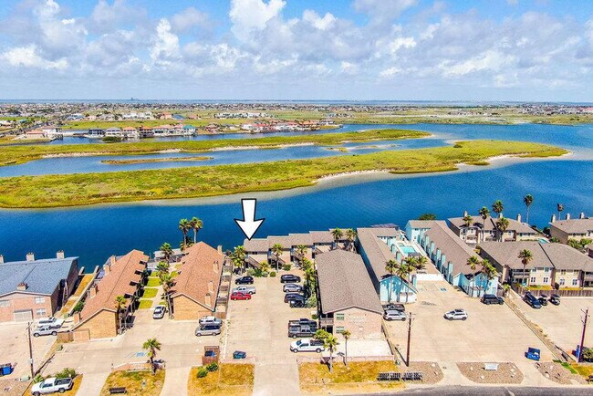 Building Photo - 15209 Leeward Dr