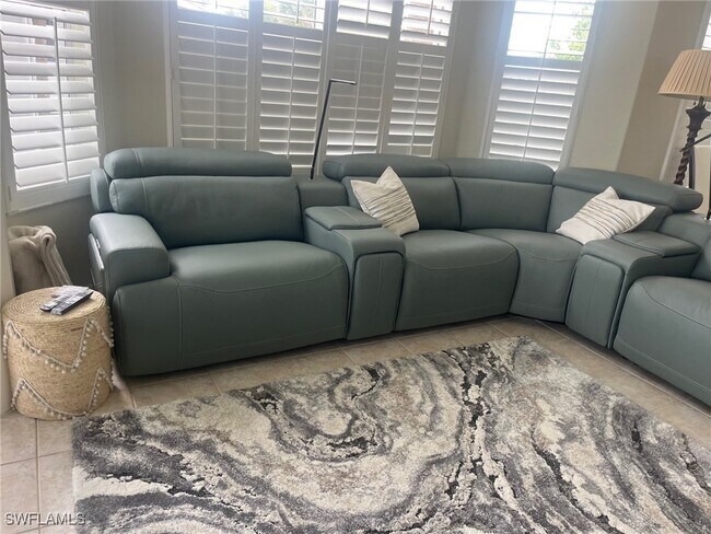 Primary Photo - 16481 Millstone Cir