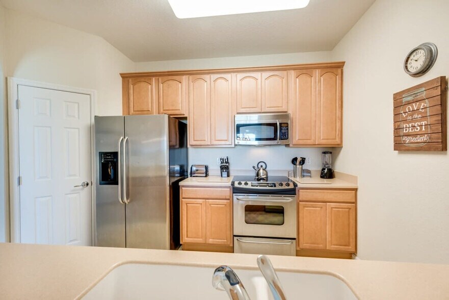 Building Photo - 4102 Breakview Dr