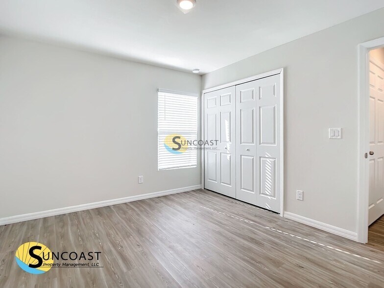 Building Photo - 20241 Peachland Blvd