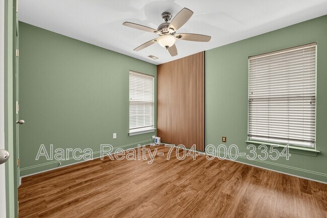 Building Photo - 12928 Windy Lea Ln