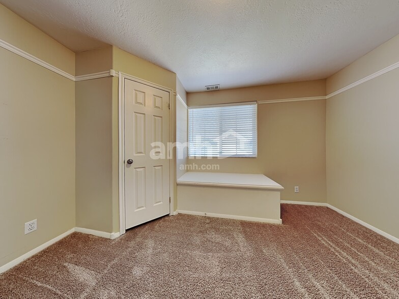 Building Photo - 11963 S Powder Cv