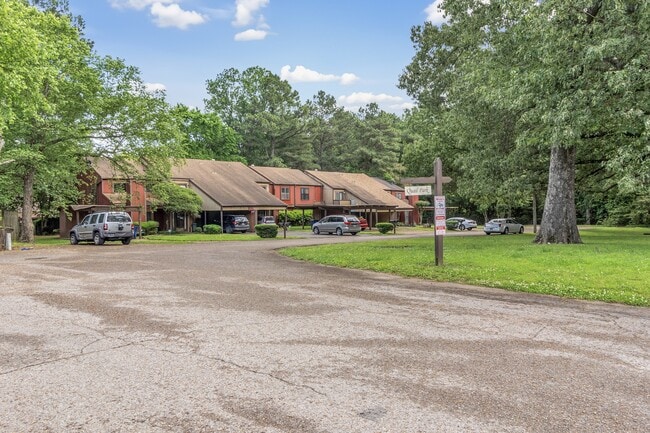 Building Photo - 1838 Quail Park Cir