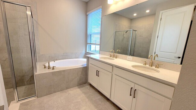 Building Photo - Stunning 5 bedroom, 3.5 bath Home in Skye Ranch ~ Built in 2024