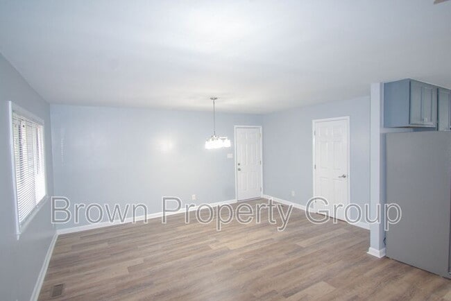 Building Photo - 4723 Dominion Rd