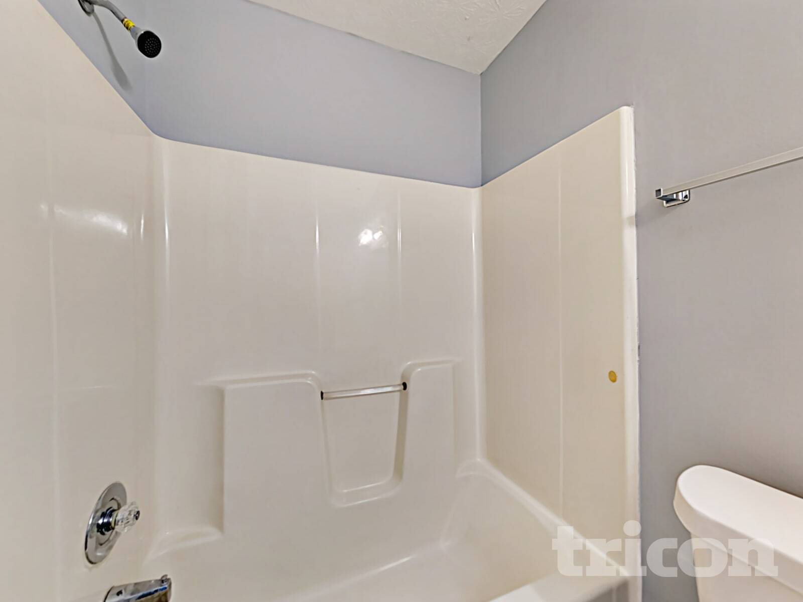 Building Photo - 229 Oak Landing Dr