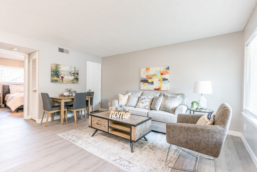 Ascent East End - 333 S Elm Ave Boise ID 83712 | Apartment Finder