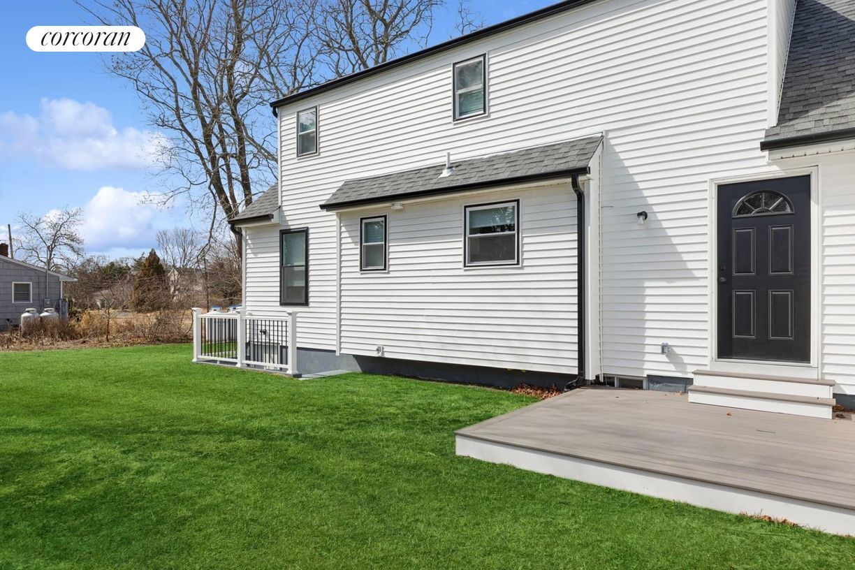 Building Photo - 1 Friese Dr